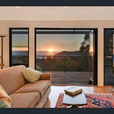 Narrow Neck Views - Peaceful 4 Bedroom Home With Stunning Views! カトゥーンバ エクステリア 写真