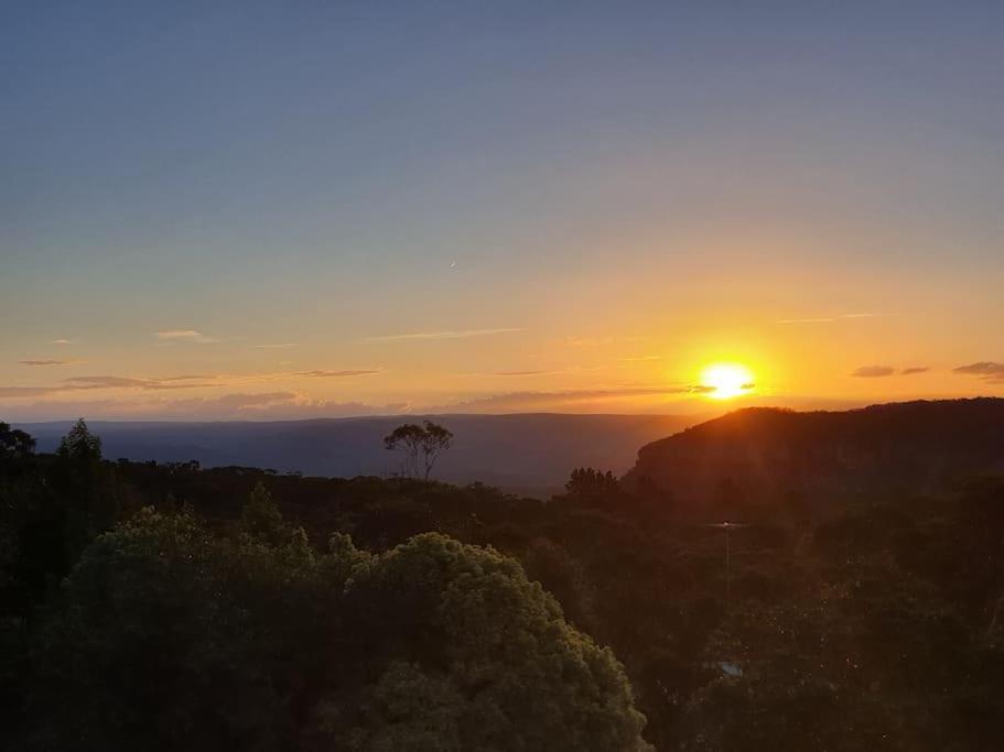 Narrow Neck Views - Peaceful 4 Bedroom Home With Stunning Views! カトゥーンバ エクステリア 写真