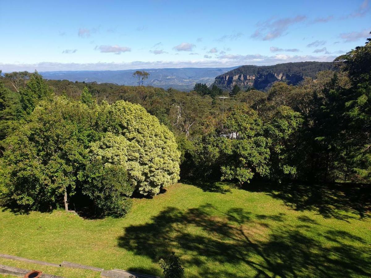 Narrow Neck Views - Peaceful 4 Bedroom Home With Stunning Views! カトゥーンバ エクステリア 写真